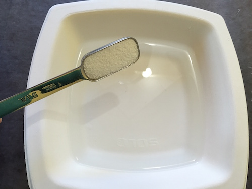adding borax to a bowl of water